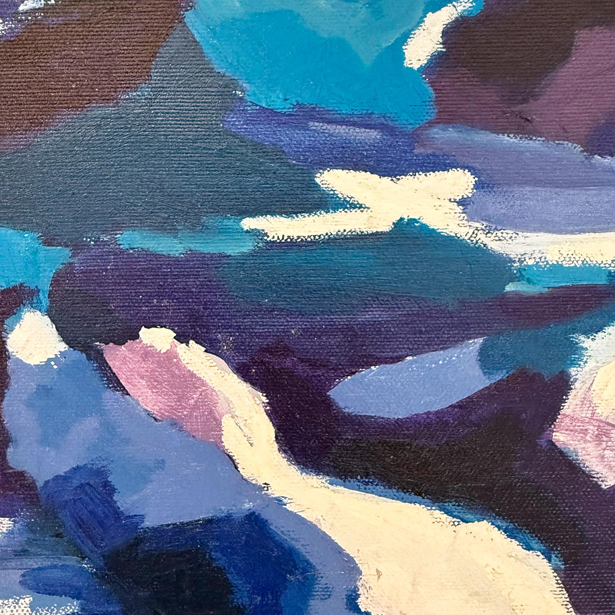 Il quadro di C. Acciari appeso a una parete bianca per esaltarne i colori.