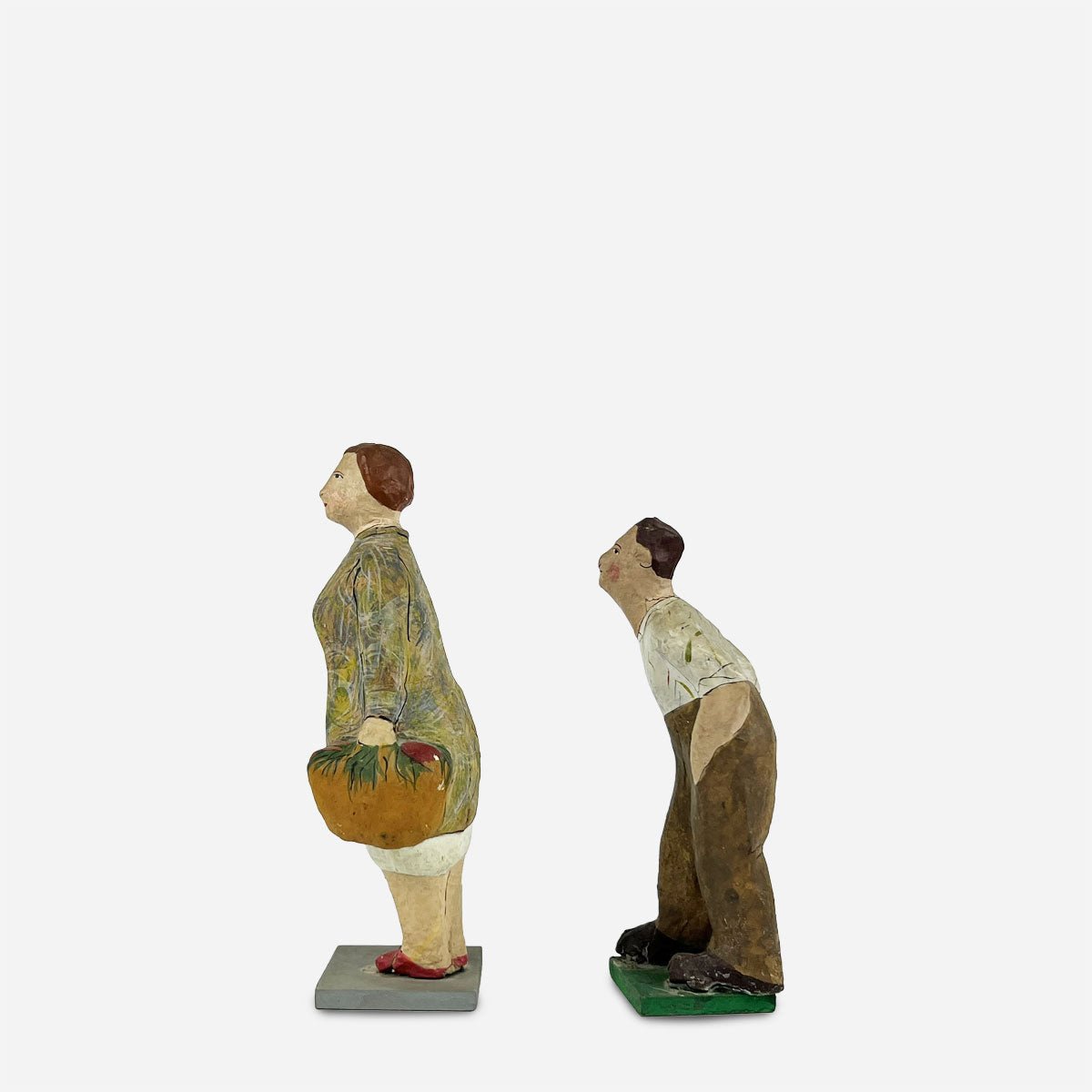 La Coppia Iberica in un interno moderno, creando un elegante contrasto di stile vintage.