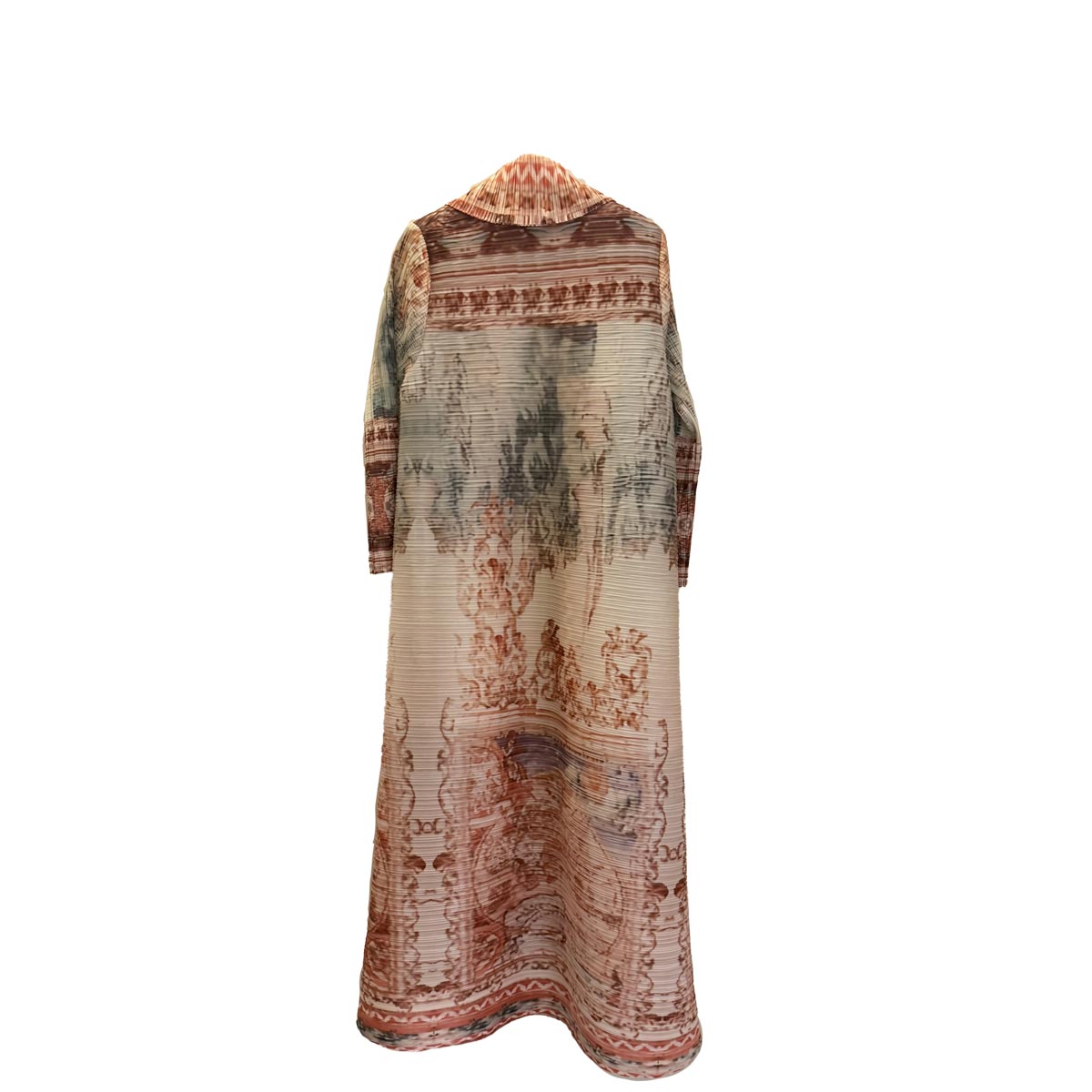 Il kimono plissettato Blush Horizon steso su una superficie piana per vederne il design completo.