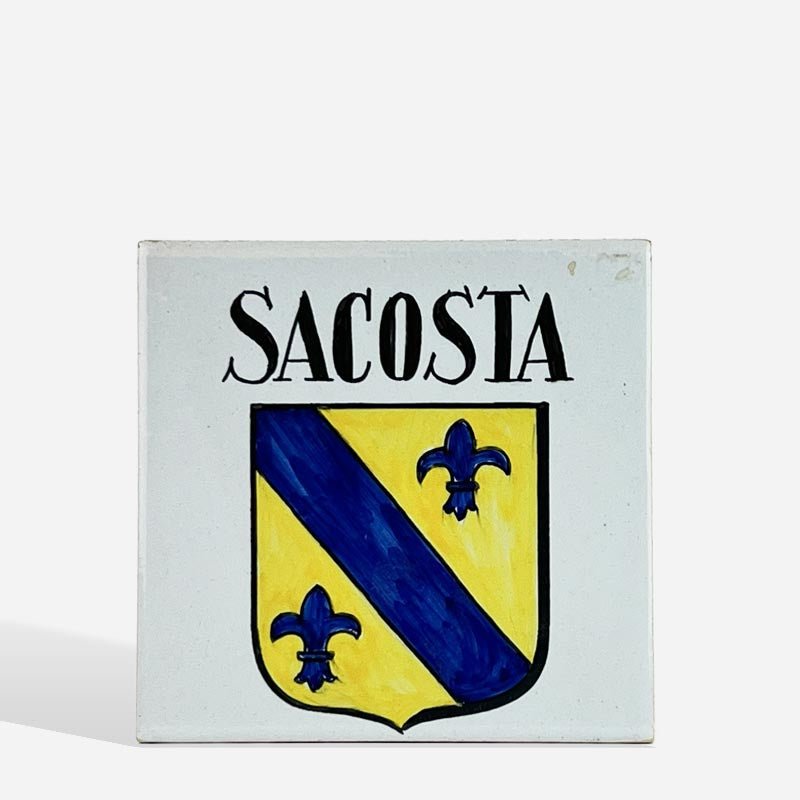 Una delle Mattonelle Enrique Yuste con un design di stemma nobiliare in stile anni '70.