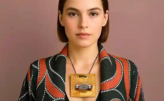 Collezione Nomad Chic VICODE – kimono e accessori artigianali ispirati ai viaggi e alla cultura del design