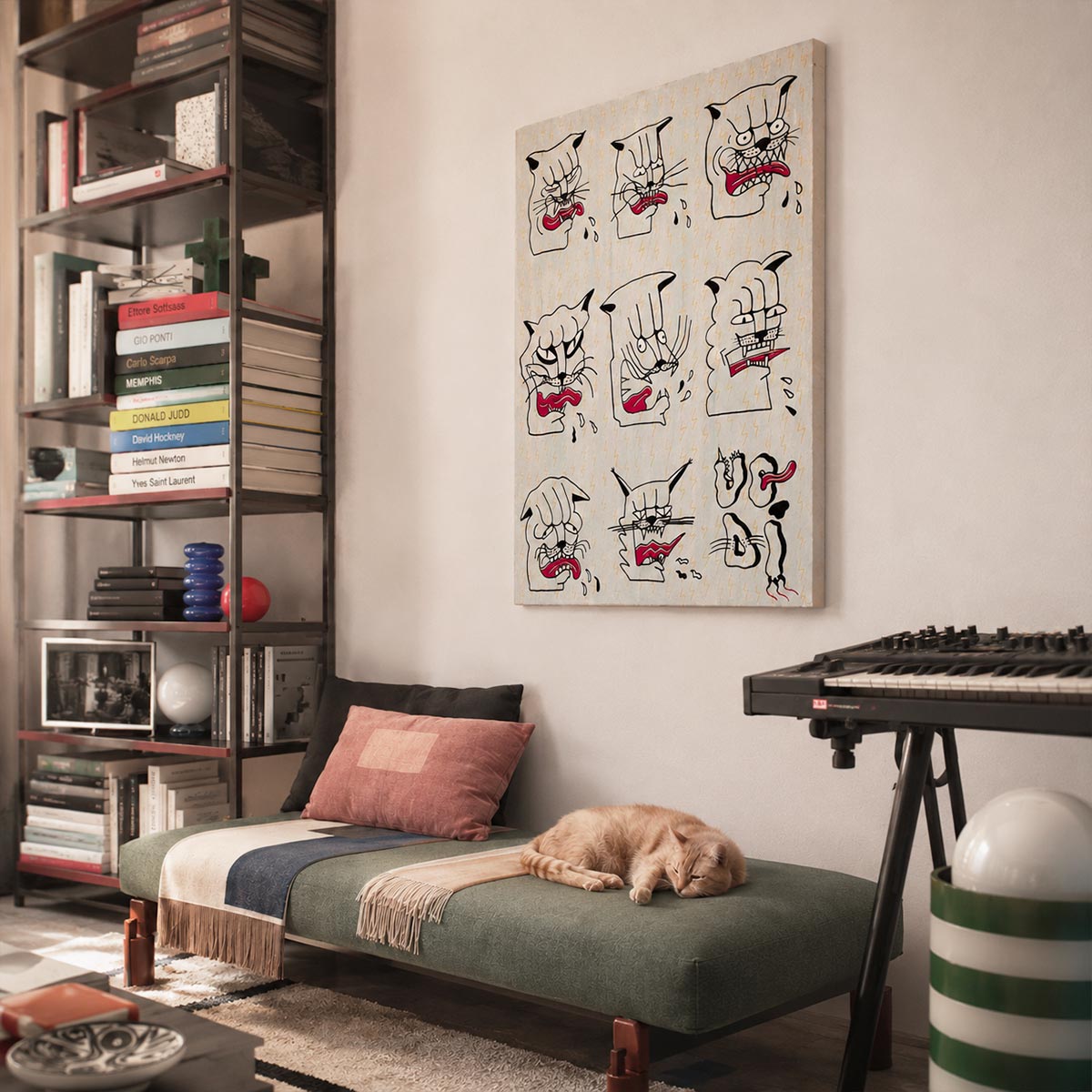 dettaglio del quadro gatti di uodi ambientato in un living di design stile sottsass