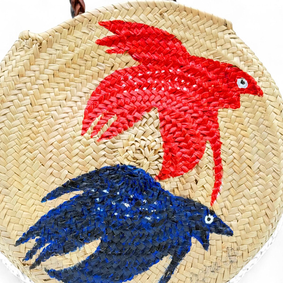 Vista dall'interno della borsa dipinta a mano, che ne mostra la capienza e la fodera.