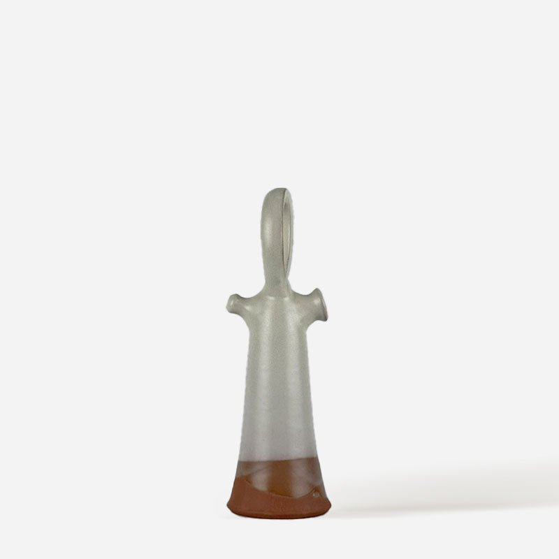 I Botijos Fiesta Duo come elementi decorativi sul piano di lavoro di una cucina moderna.