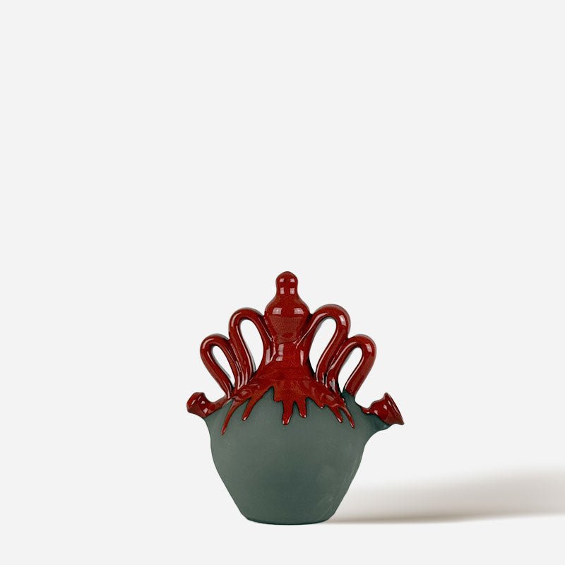 Il Vaso Menina Roja oggetto unico di design.