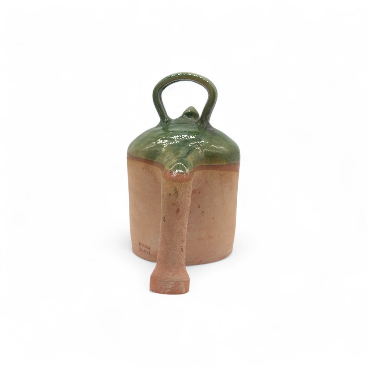 Dettaglio del beccuccio e della bocca del botijo, ora elementi di un dialogo estetico.