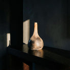 Oggetto d'arte unico bottiglia ceramica Mufida con illuminazione d'atmosfera