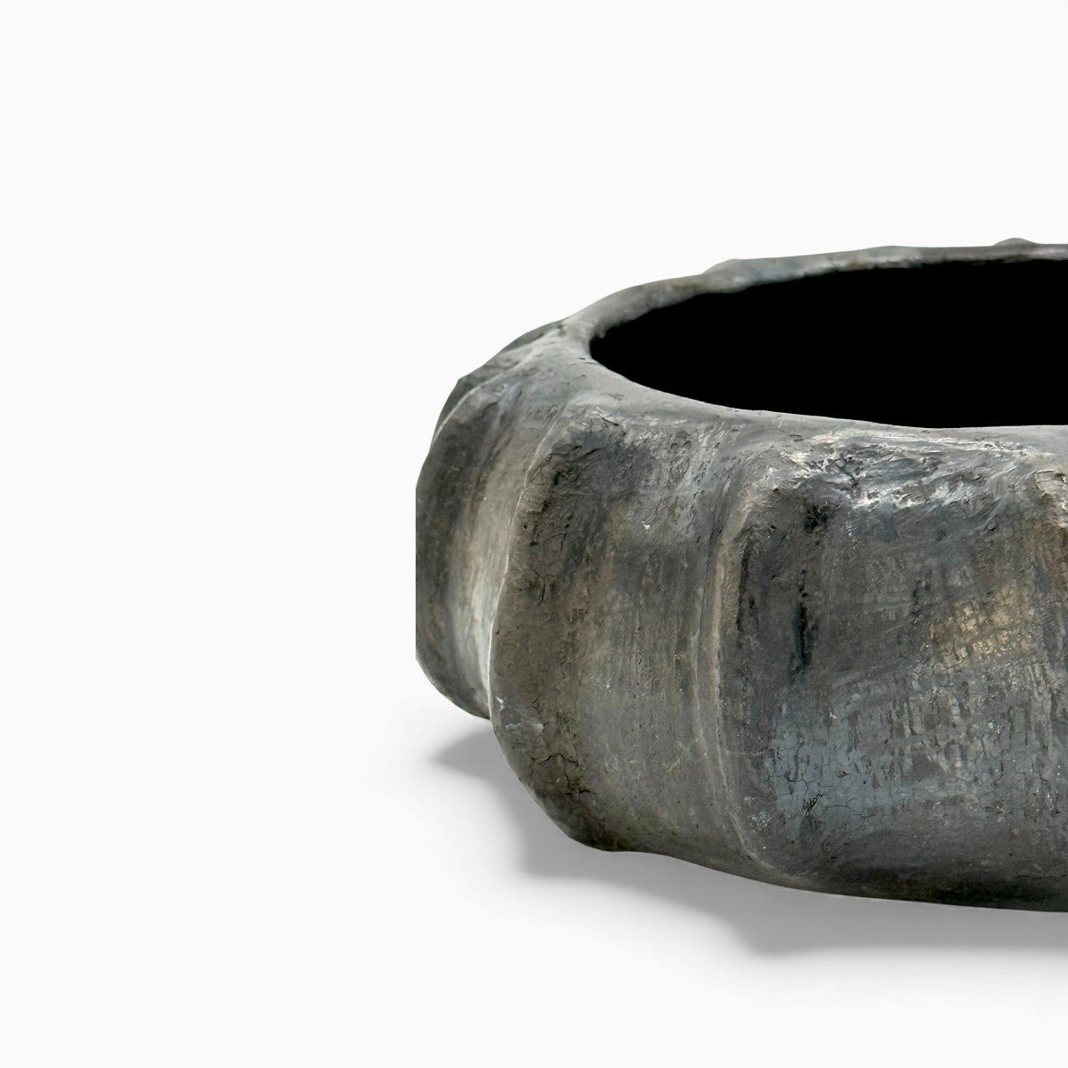 Complemento d'arredo stile wabi-sabi cesto scultura Malles x Vicode