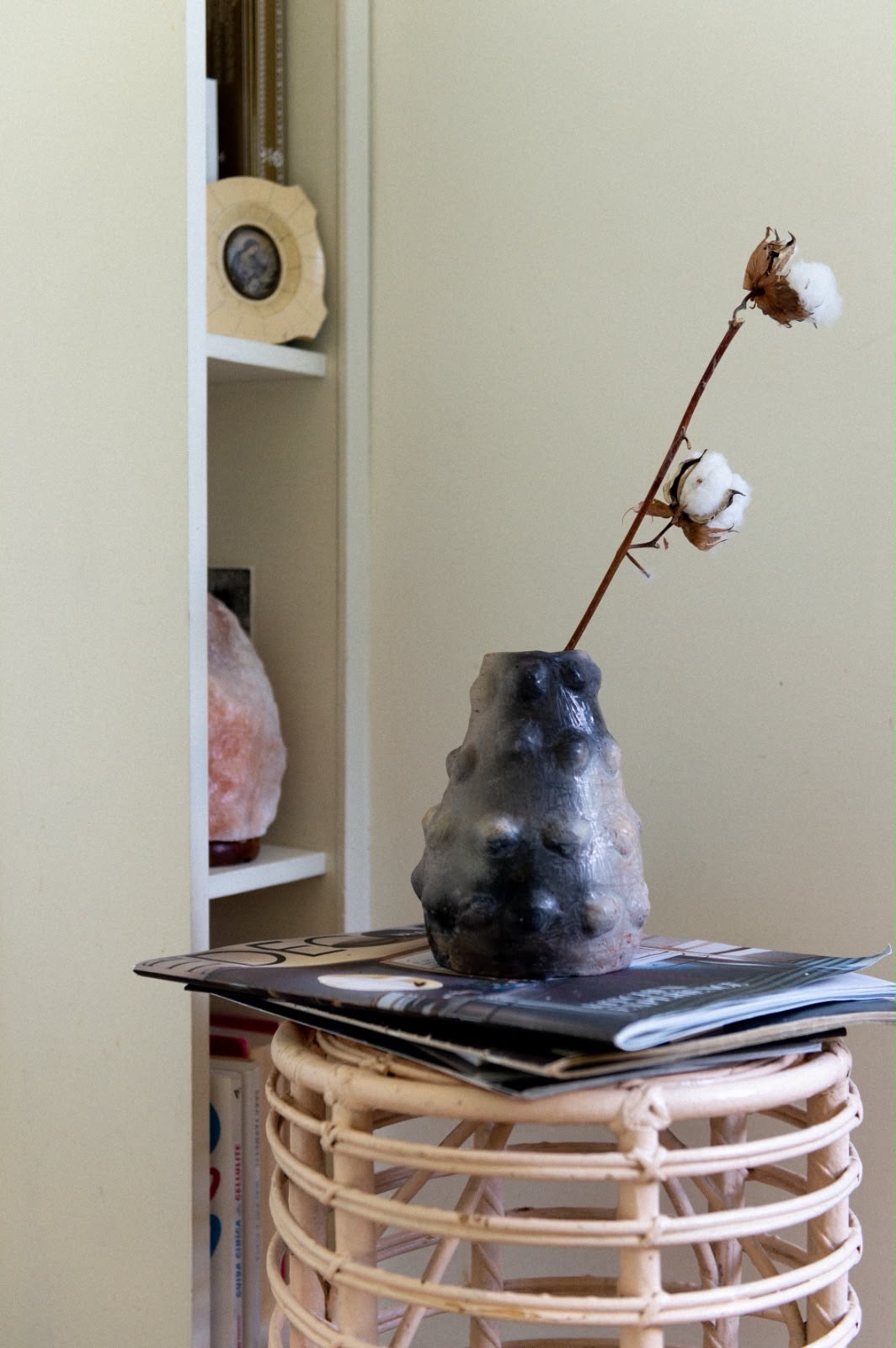 Spazi dell’attico di Palazzo Lancia arredati con ceramiche selezionate da Vicode.