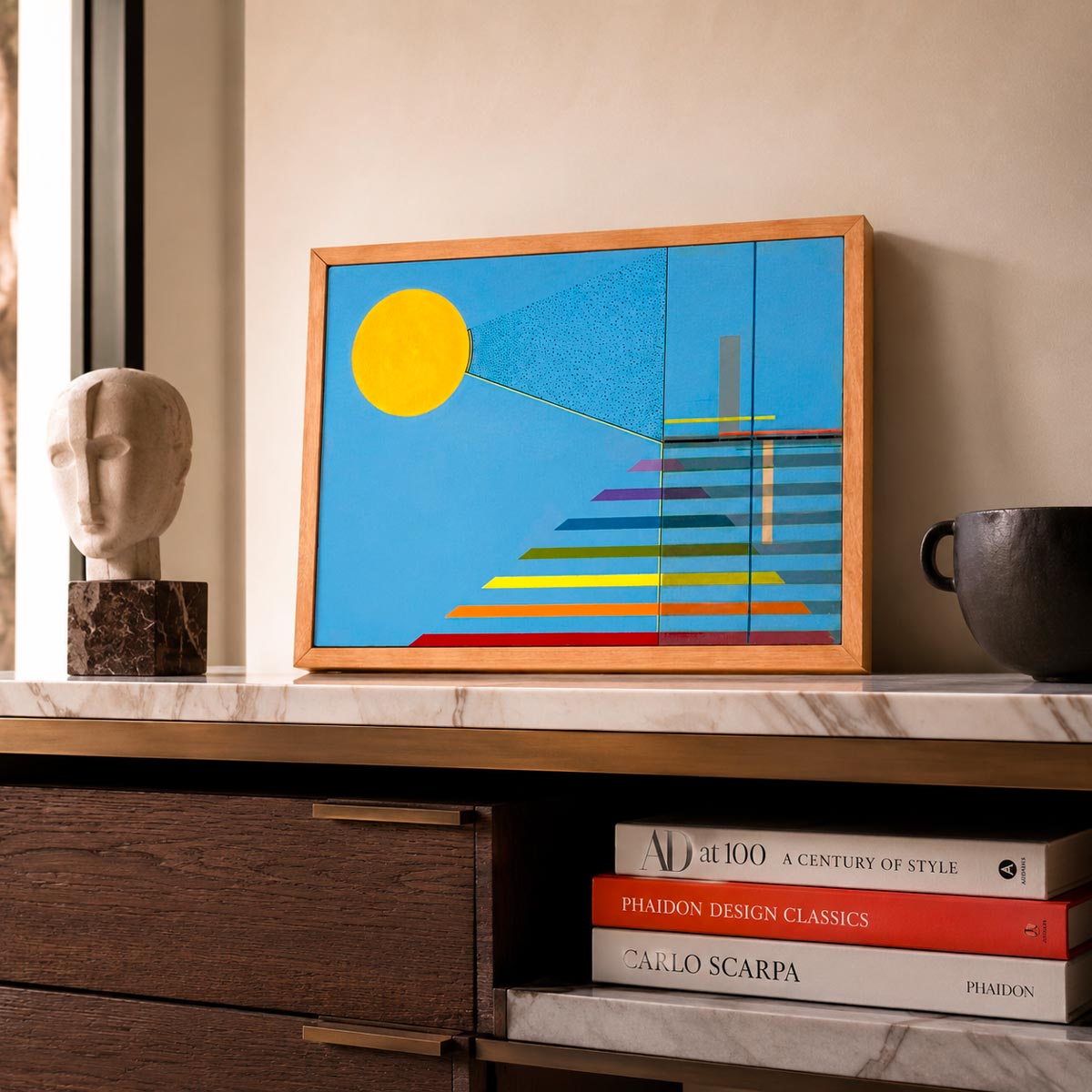 Dettaglio dell'astrazione geometrica con acetato e nastri colorati su tela.