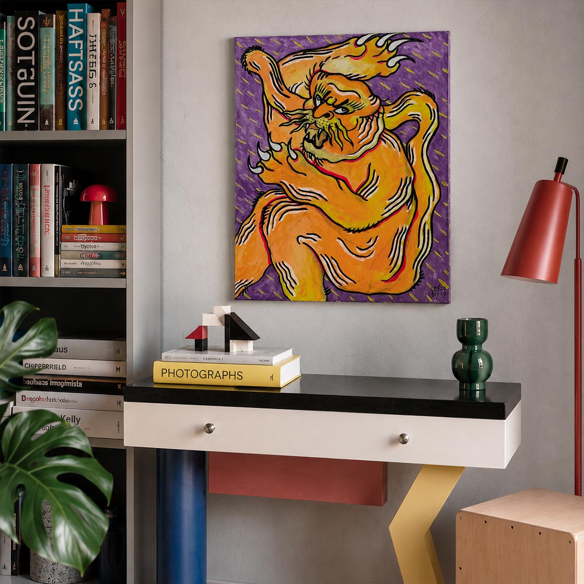 dettaglio della tigre di uodi x vicode inun ambiente stile sottsass