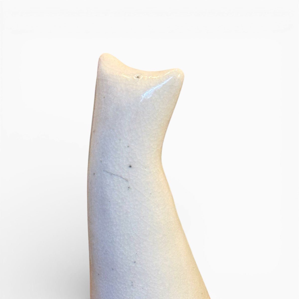 Accento di design minimalista in ceramica per interni sofisticati Vicode.