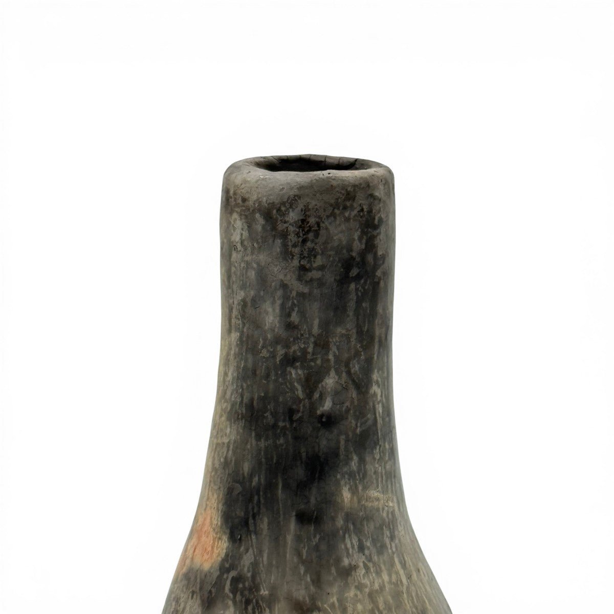Vaso Malles x Vicode, UNESCO, con finitura satinata e matericità vibrante.