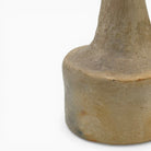 Texture rustica lucidata a mano con conchiglie marine, ceramica UNESCO di Sejnane.