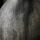 Finitura lucidata a mano con conchiglie su ceramica UNESCO di Sejnane.
