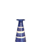 Il vaso ceramica Eco Marina che ospita un singolo stelo di calla bianca.