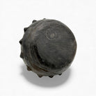 Profilo elegante e moderno del Vaso Geometrico Nero scultura Habiba